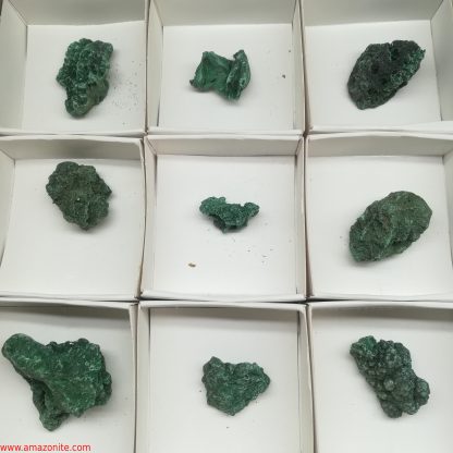 One Box Of 24 Silky Malachite Mineral Specimens From Congo - Image 3