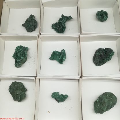 One Box Of 24 Silky Malachite Mineral Specimens From Congo - Image 2