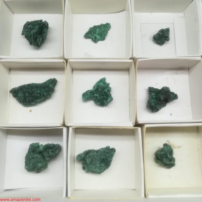 One Box Of 35 Malachite Mineral Specimens From Congo - Image 5