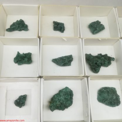 One Box Of 35 Malachite Mineral Specimens From Congo - Image 2