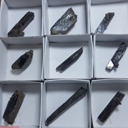 One Box Of 35 Aegerine Mineral Specimens From Malawi - Image 8