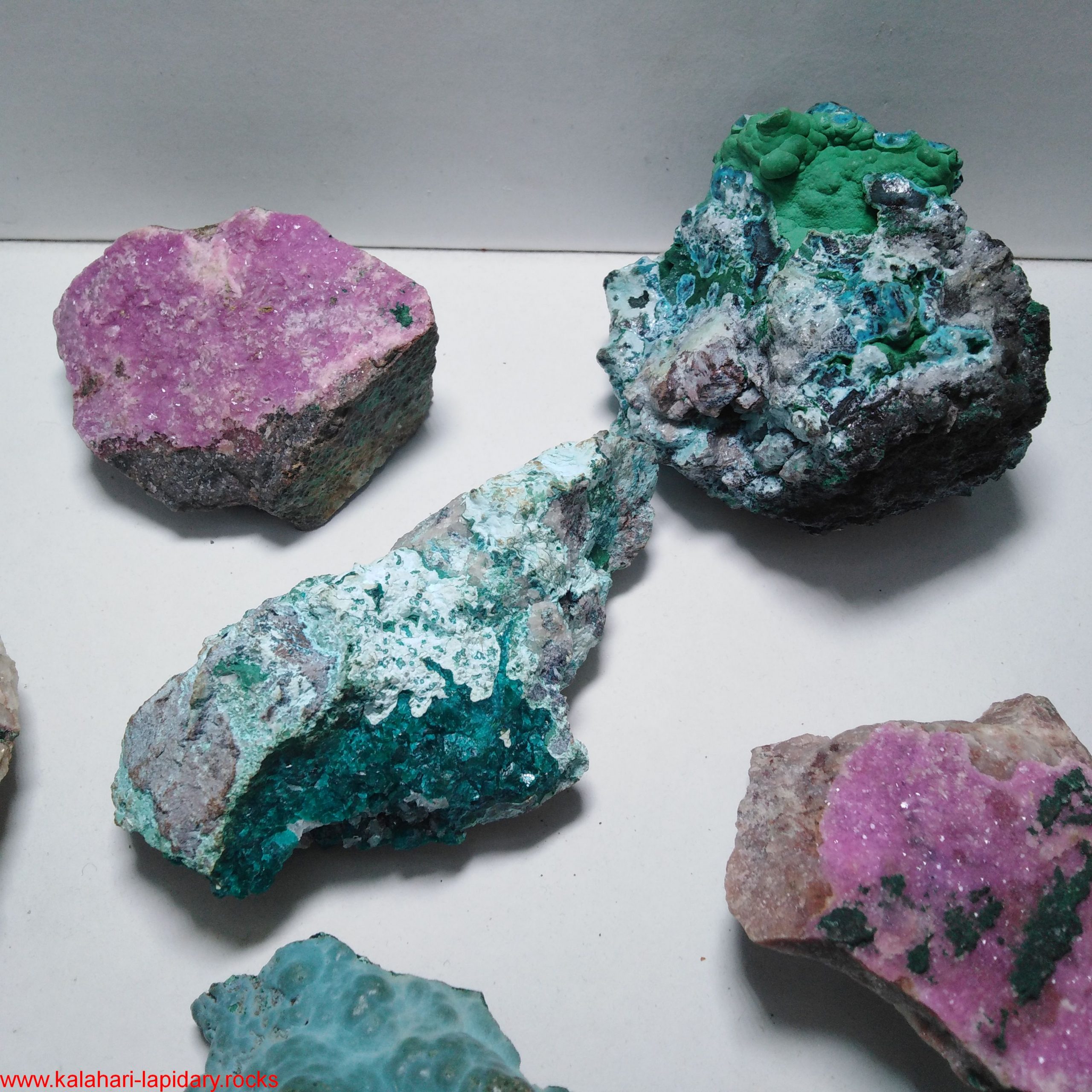One Box of 13 Assorted Mineral specimens From Congo (old stock) » AMAZONITE