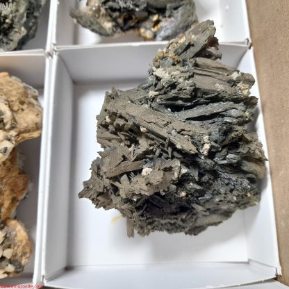 One Box Of 6 Aegerine/Feldspar Mineral Specimens (Clearance Sale) - Image 7
