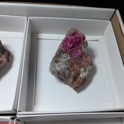 One Box Of 6 Colbaltion Calcite Mineral Specimens Chip Fryer - Image 6