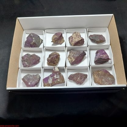 One Box Of 12 Purpurite Mineral Specimens From Uis (Namibia) - Image 2