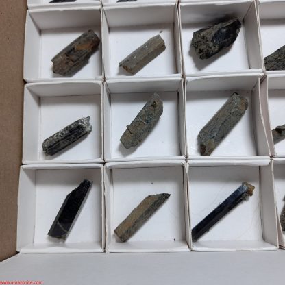 One Box Of 35 Aegerine Mineral Specimens From Malawi - Image 4