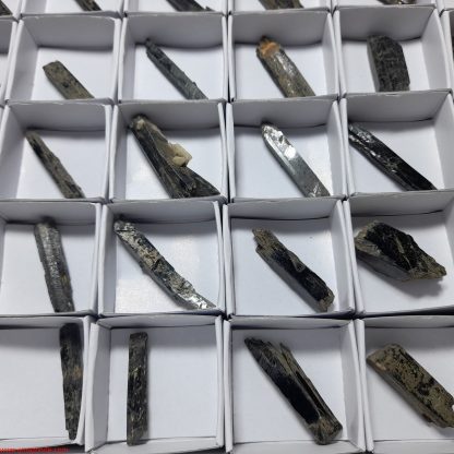 One Box Of 48 Aegerine Mineral Specimens From Malawi - Image 5
