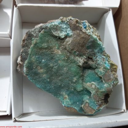 One Box of 19 Chrysocolla Mineral Specimens From Congo - Image 2