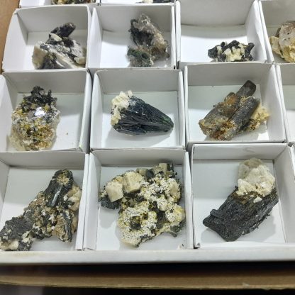 One Box Of 35 Aegerine/Feldspar And Quartz Included Mineral Specimens From Malawi - Image 4