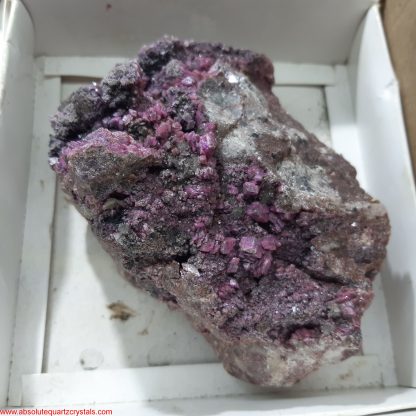 One Box of 19 Assorted Mineral specimens From Congo (Malachite/Chryscolla/Colbaltion Calcite) Amanda Augustyniak - Image 4
