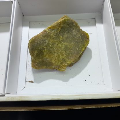 One Box Of 6 Green Opal (Cutting Material) Mineral Specimens From Mali Viki Stelfox - Image 5