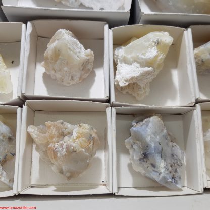 One Box of 13 Opal Mineral Specimens From Namibia - Image 4