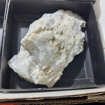 One Box of 6 Opal Mineral Specimens From Namibia  Vikki Stelfox - Image 3