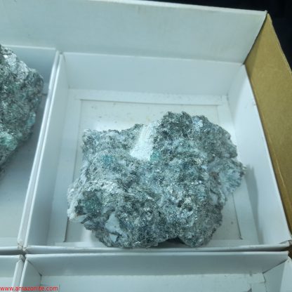 One Box Of Emerald/Mica Mineral Specimens From Zimbabwe Noreen Scelzo - Image 7
