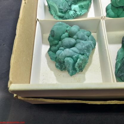 One Box Of 6 Malachite Mineral Specimens From Congo - Image 4