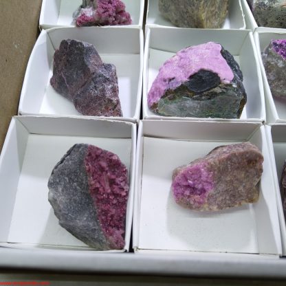 (WM03536) One Box of 12 Colbaltion Calcite Mineral Specimens From Congo - Image 3