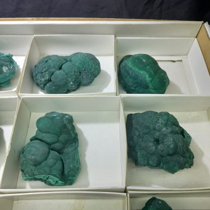(WM03668) One Box Of 12 Malachite Mineral Specimens From Congo - Image 6