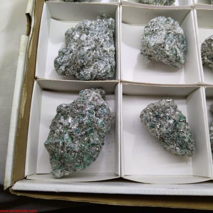 (WM03609) One Box of 15 Emerald/Mica Mineral Specimens From Zimbabwe Viki Stelfox - Image 5