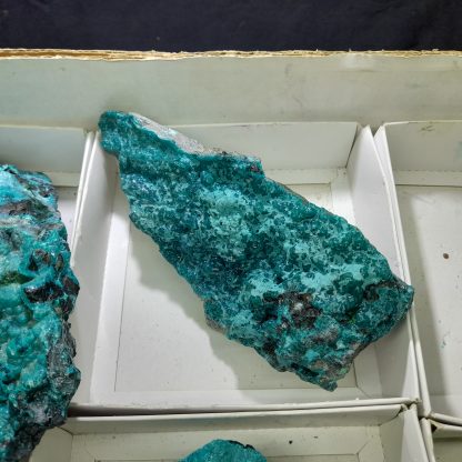 (WM03694) One Box Of 6 Chrysocolla Mineral Specimens From Congo - Image 6