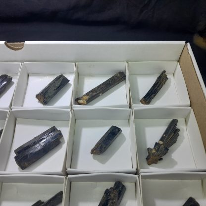 (WM03740) One Box Of 24 Tourmaline Mineral Specimens From Congo - Image 5