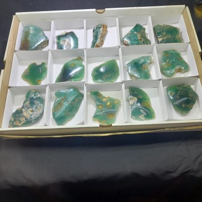 (WM03770) One Box Of 15 Mtorolite Mineral Specimens From Zimbabwe - Image 2