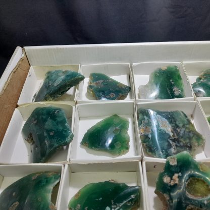 (WM03767) One Box Of Mtorolite Mineral Specimens From Zimbabwe - Image 3