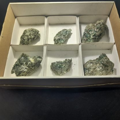 (WM03933) One Box Of 6 Emerald/Mica Mineral Specimens From Zimbabwe Neteru Hathor - Image 2