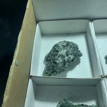 (WM03933) One Box Of 6 Emerald/Mica Mineral Specimens From Zimbabwe Neteru Hathor - Image 3