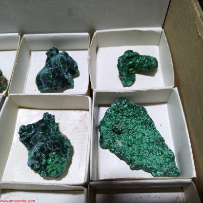 (WM03980) One Box of 12 Silky Malachite Mineral Specimens From Congo - Image 5