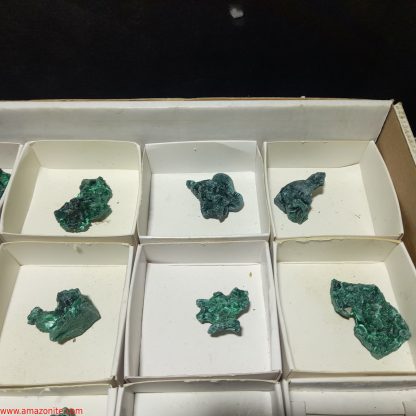 (WM04011) One Box Of 27 Malachite Mineral Specimens From Congo Vikki Stelfox - Image 6