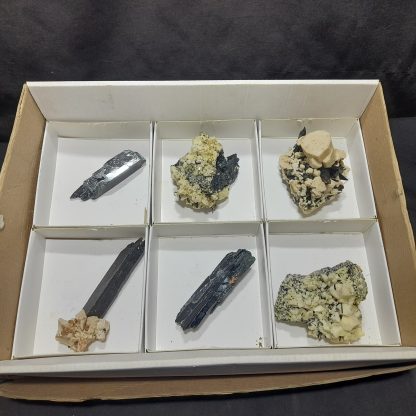 (WM04051) One Box Of 6 Aegerine/Feldspar Mineral Specimens From Malawi - Image 2