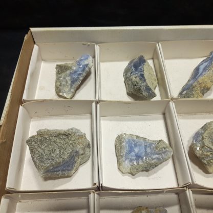 (WM04061) One Box Of 15 Blue Lace Agate Mineral Specimens  Vance Hewitt From Malawi - Image 3