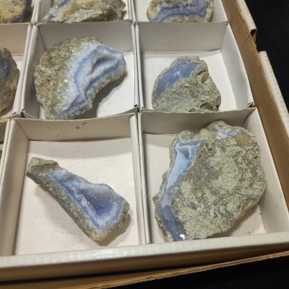 (WM04061) One Box Of 15 Blue Lace Agate Mineral Specimens  Vance Hewitt From Malawi - Image 8