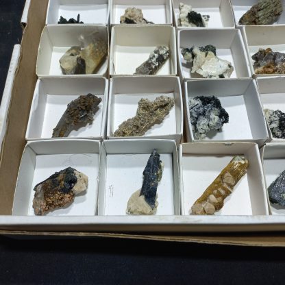 (WM04073) One Box Of 35 Aegerine/Feldspar Mineral Specimens With Topaz Crystals Included Malawi Rachel Linderman - Image 4