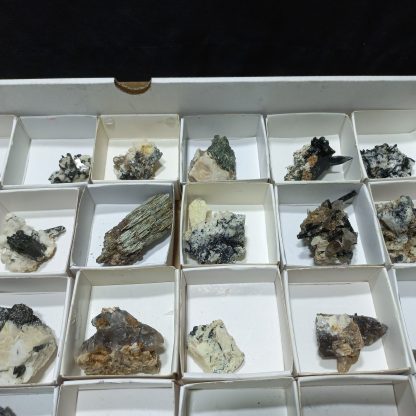 (WM04073) One Box Of 35 Aegerine/Feldspar Mineral Specimens With Topaz Crystals Included Malawi Rachel Linderman - Image 5