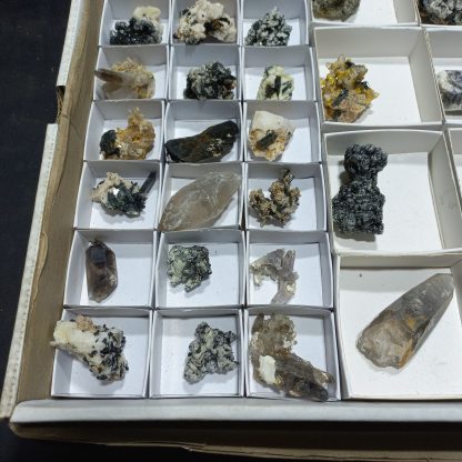(WN04074) One Box Of 37 Aegerine And Feldspar /Topaz Mineral Specimens From Malawi Rachel Linderman - Image 4