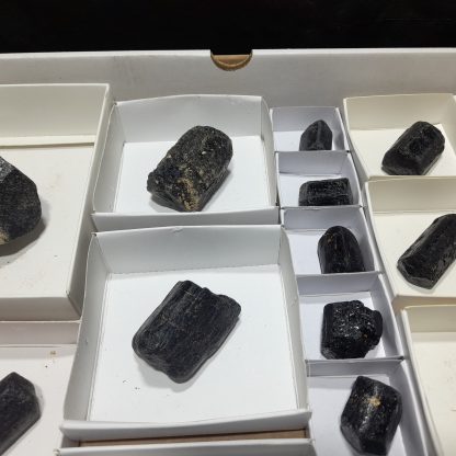 (WM04096) One Box Of 23 Tourmaline Mineral Specimens From Zimbabwe Vikki Stelfox - Image 6