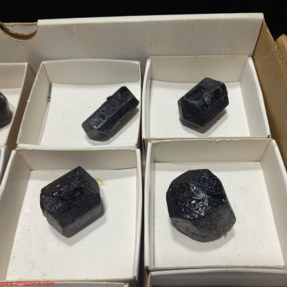 (WM04039) One Box Of 12 Tourmaline Mineral Specimens From Zimbabwe Trevor Duncan - Image 6