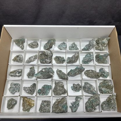 (WM04123) One Box Of 35 Emerald/Mica Mineral Specimens From Zimbabwe - Image 2