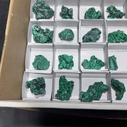 (WM04131) One Box Of 35 Malachite Mineral Specimens From Congo - Image 3