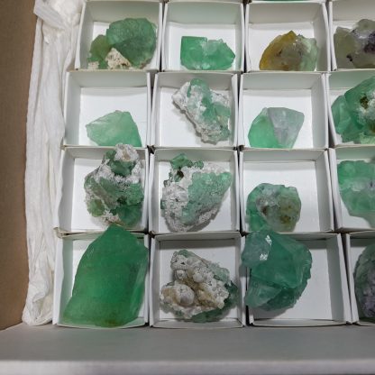 (WM04130) One Box Of 30 Fluorite Mineral Specimens From Riemvasmaak Vance Hewitt - Image 4