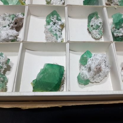(WM04134) One Box Of 15 Fluorite Mineral Specimens From Riemvasmaak - Image 5