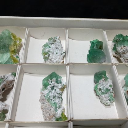 (WM04134) One Box Of 15 Fluorite Mineral Specimens From Riemvasmaak - Image 6