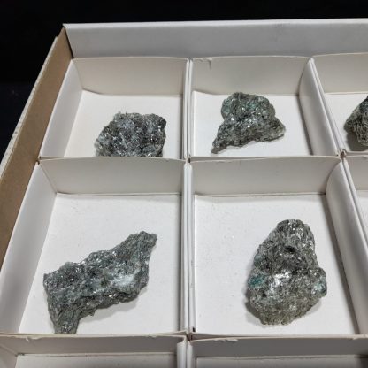 (WM04132) One Box Of 15 Emerald/Mica Mineral Specimens From Zimbabwe Vance Hewitt - Image 3
