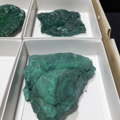 (WM04138) One Box Of 6 Malachite Mineral Specimens From Congo - Image 7