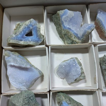 (WM04165) One Box Of 12 Blue Lace Agate Mineral Specimens From Malawi Vance Hewitt - Image 3