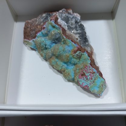 (WM04179) One Box Of 18 Druzzy Quartz On Chrysocolla Mineral Specimens From Congo Vance Hewitt - Image 10