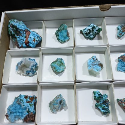 (WM04177) One Box Of 24 Druzzy Quartz On Chrysocolla  Mineral Specimens From Congo Rachel Linderman - Image 3