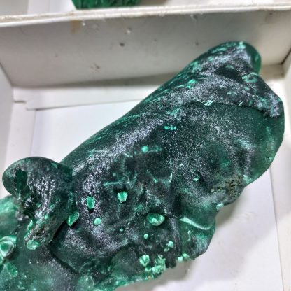 (WM04183) One Box Of 6 Silky Malachite Minerals Specimens From Congo  Rachel Linderman - Image 7