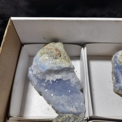 (WM04187) One Box Of 6 Blue Lace Agate Mineral Specimens From Malawi  Stace Chapan Boyd - Image 3